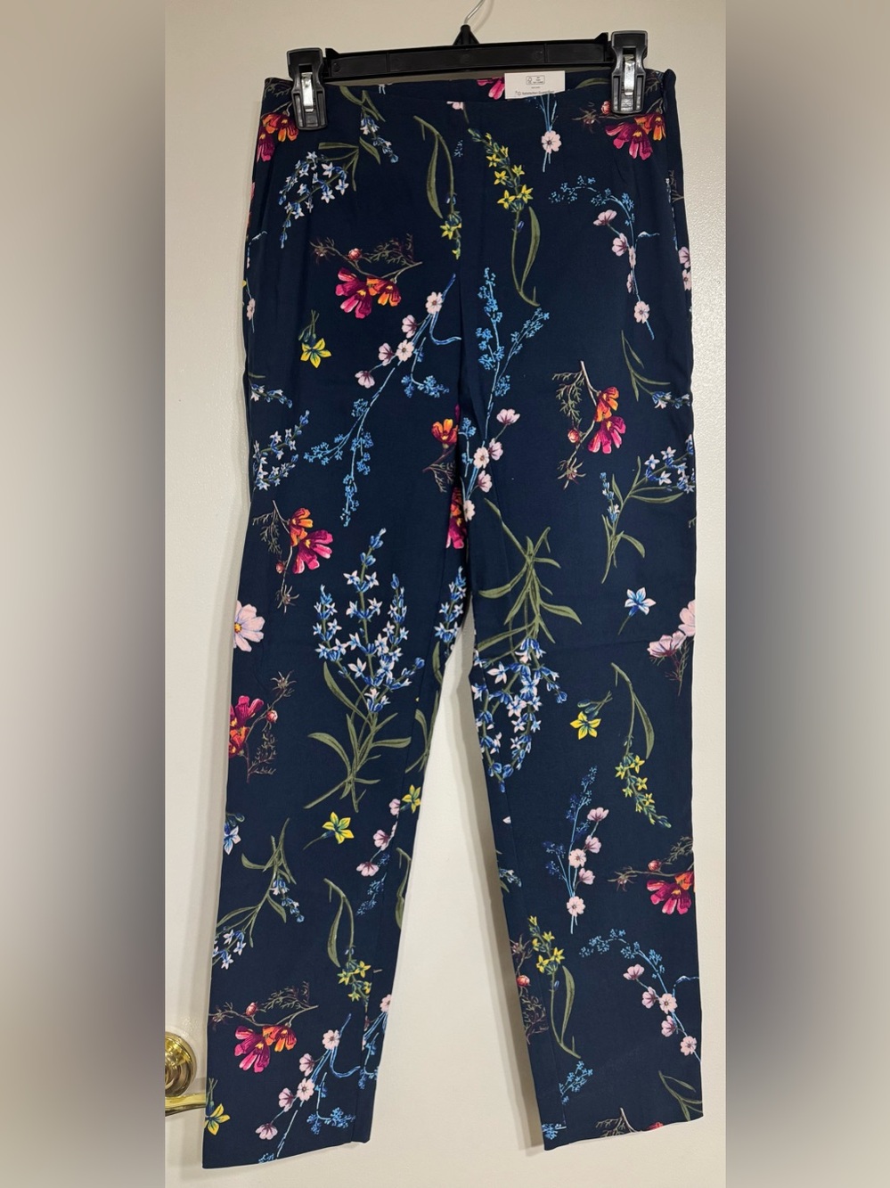Time and Tru Navy Floral Straight-Leg Pants